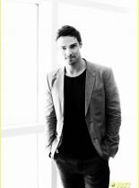 Jay Ryan #306636 picture (Portrait Medium)