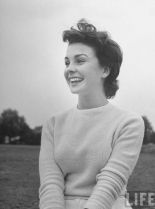 Jean Simmons #218437 picture (Portrait Medium)