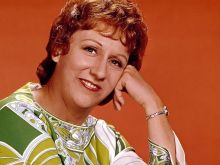 Jean Stapleton