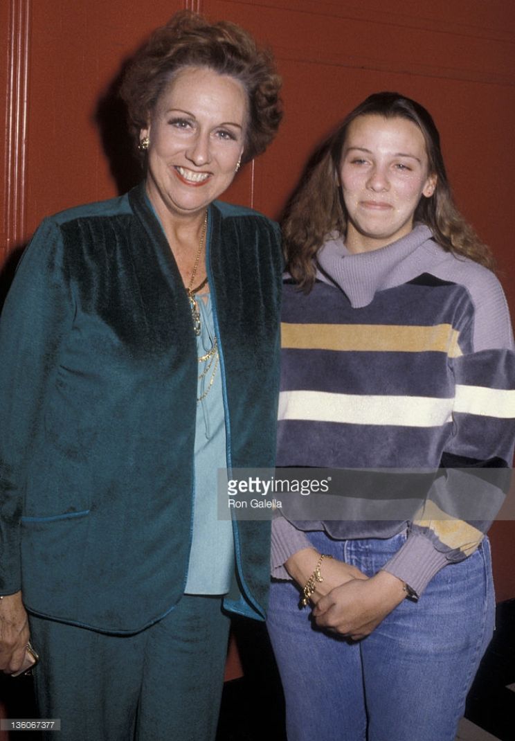 Jean Stapleton