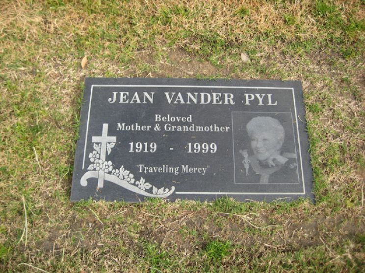 Jean Vander Pyl