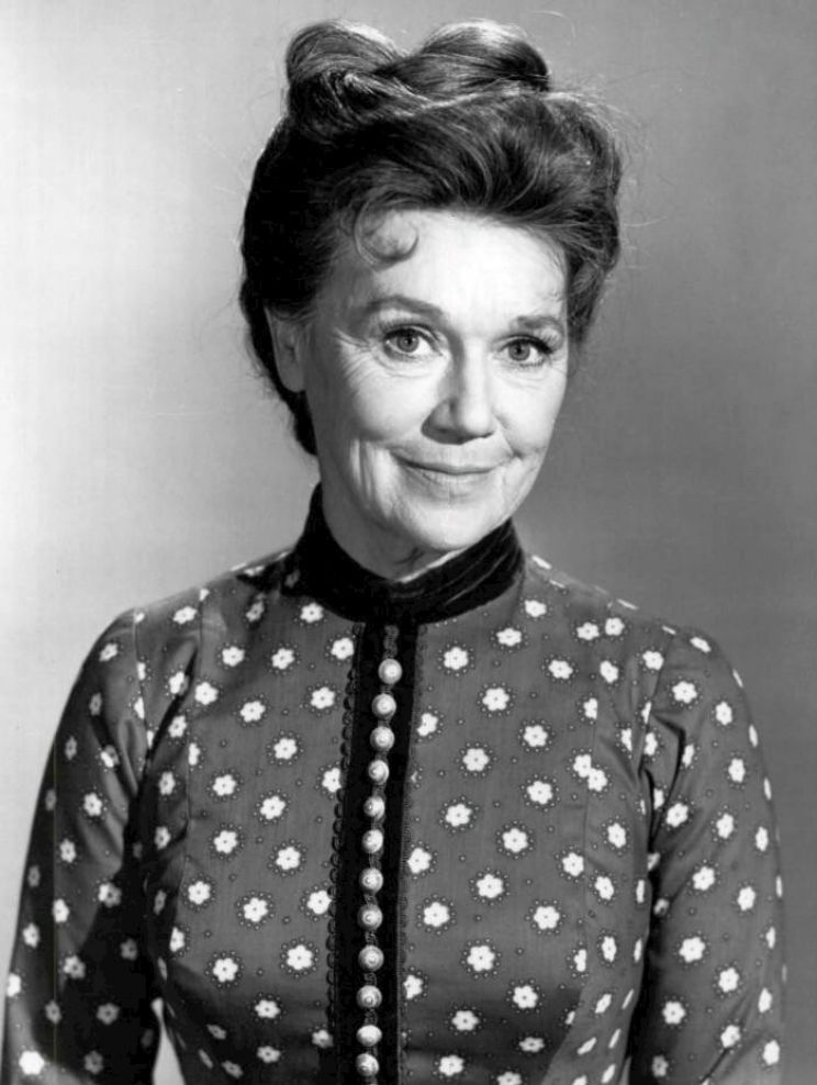 Jeanette Nolan