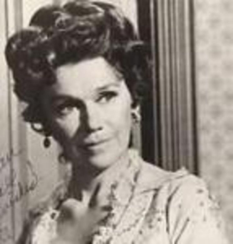 Jeanette Nolan