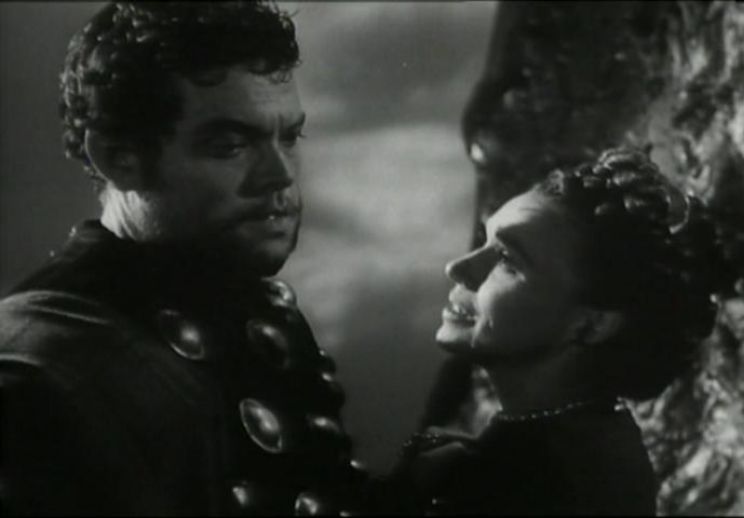 Jeanette Nolan