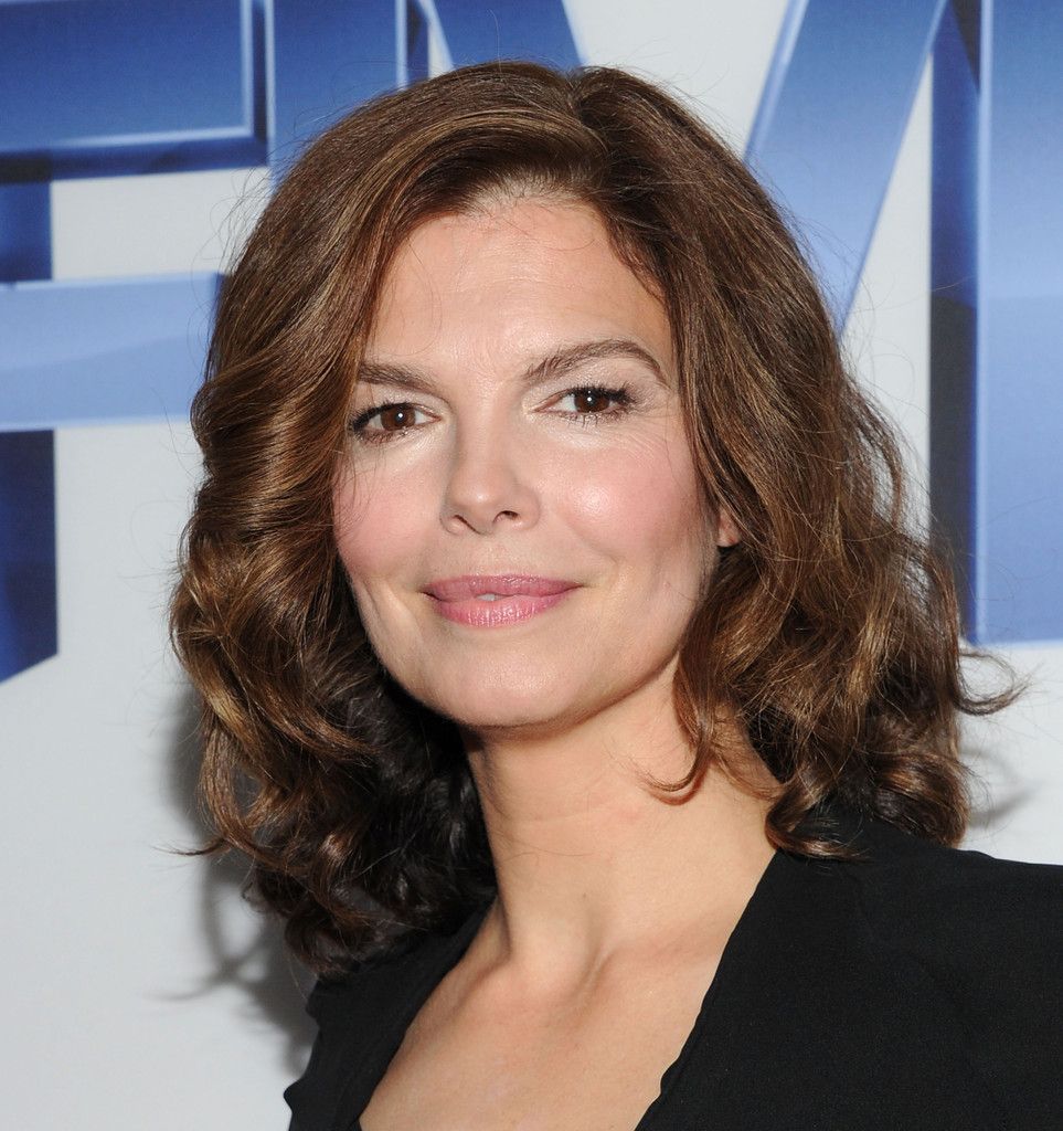 Pictures of Jeanne Tripplehorn