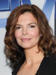 Jeanne Tripplehorn