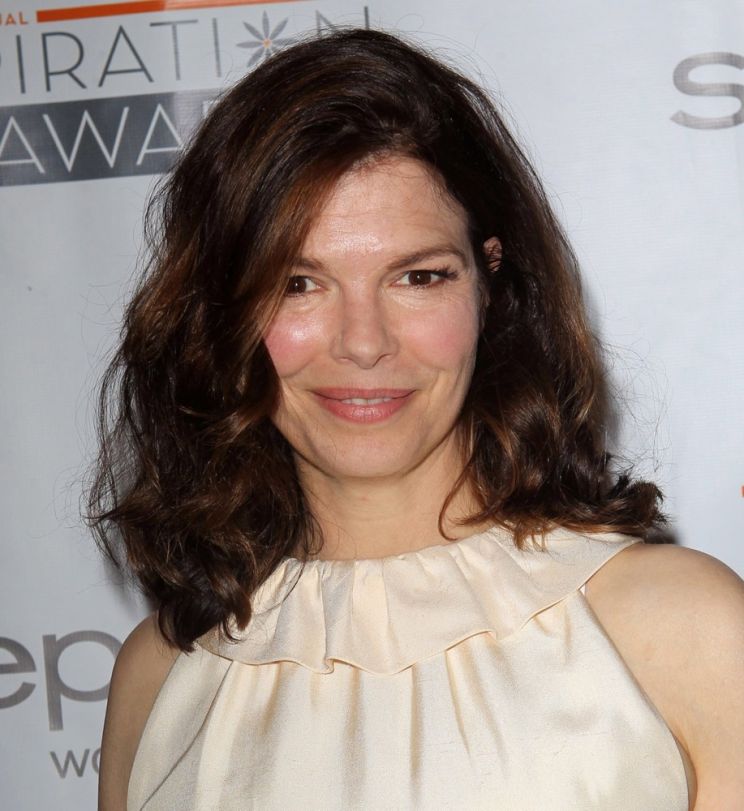 Jeanne Tripplehorn