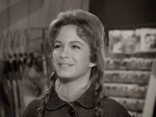Jeannine Riley photo