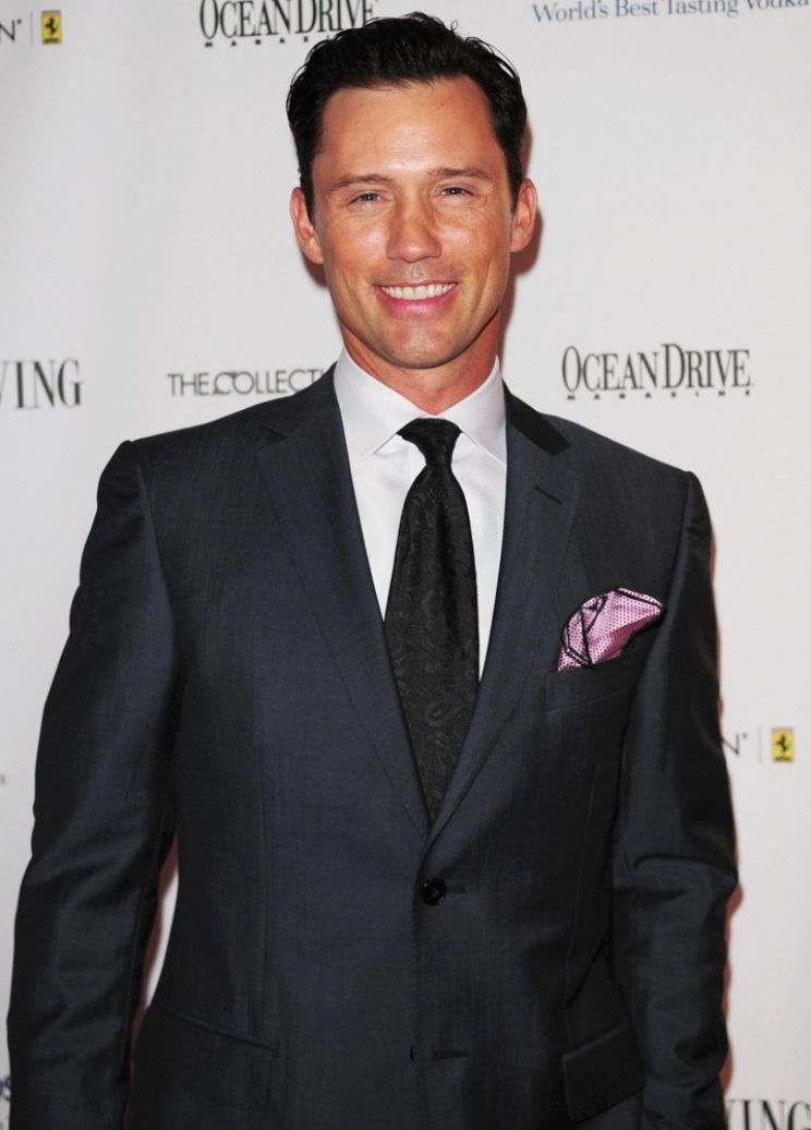 Jeffrey Donovan