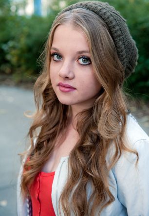 Jella Haase