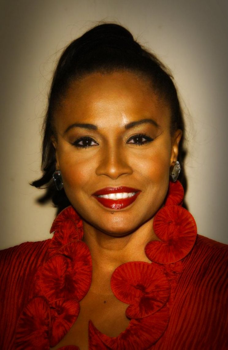 Jenifer Lewis