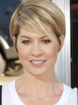 Jenna Elfman