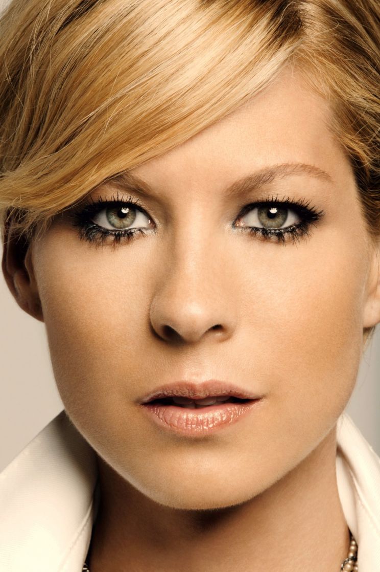 Jenna Elfman