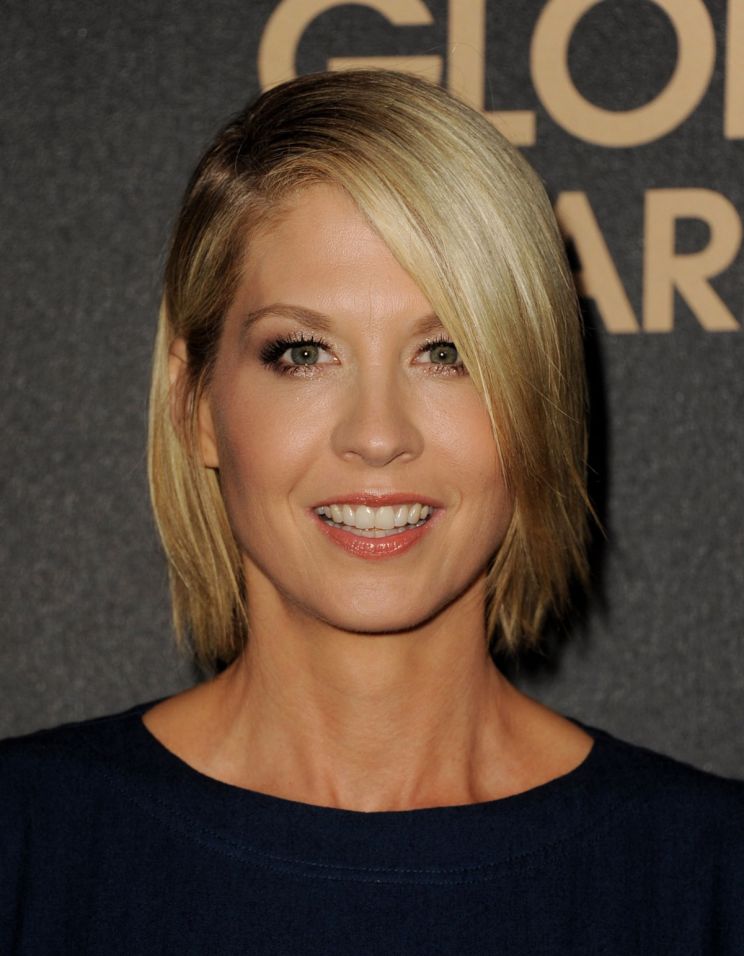 Jenna Elfman