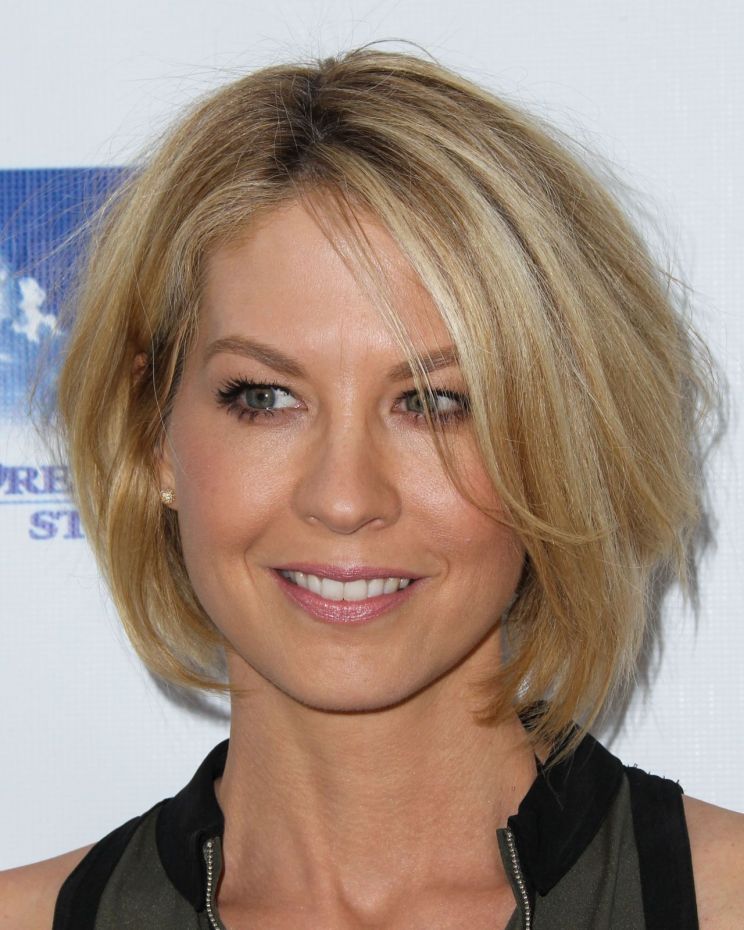 Jenna Elfman