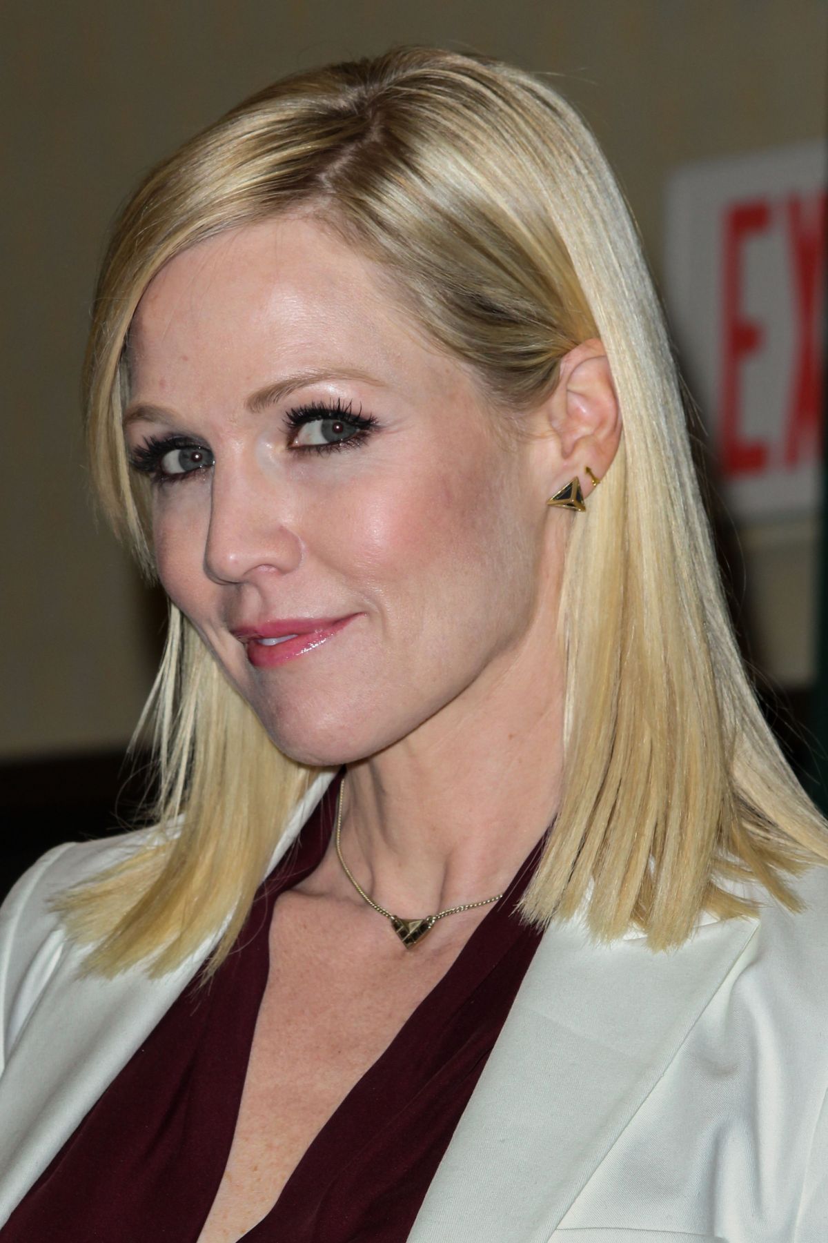 Pictures of Jennie Garth