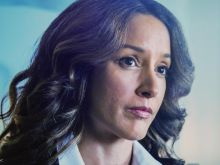 Jennifer Beals