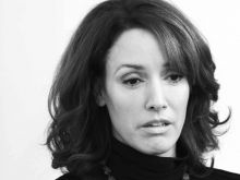 Jennifer Beals