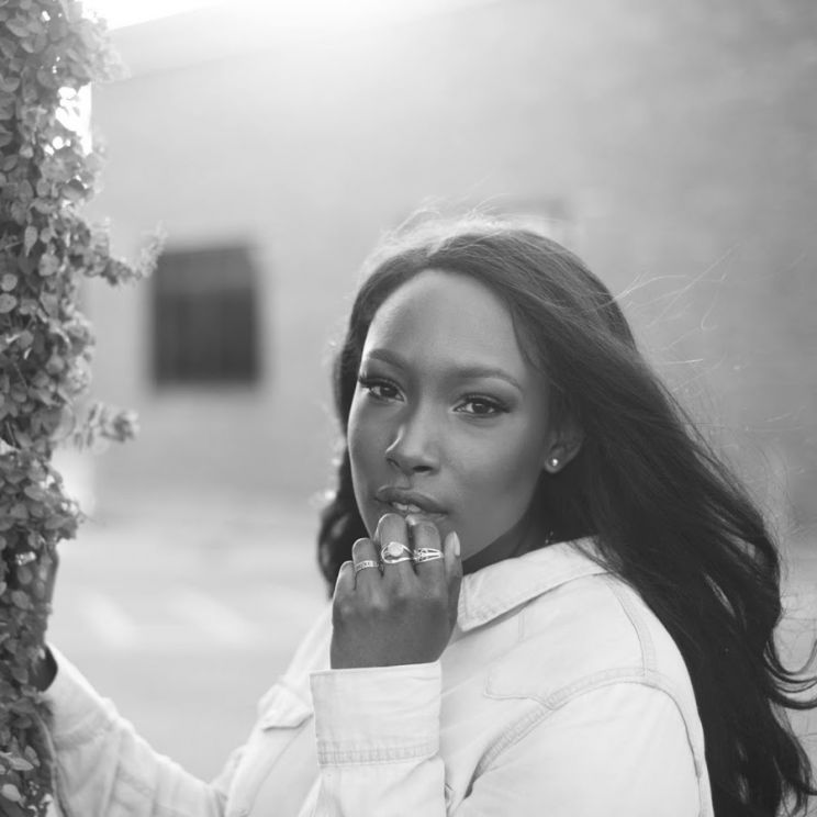 Jennifer Dior