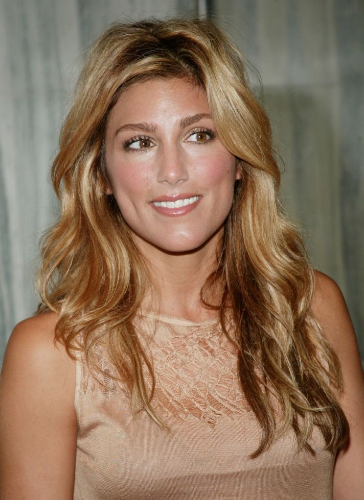 Jennifer Esposito