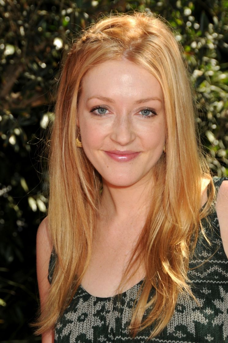 Jennifer Finnigan