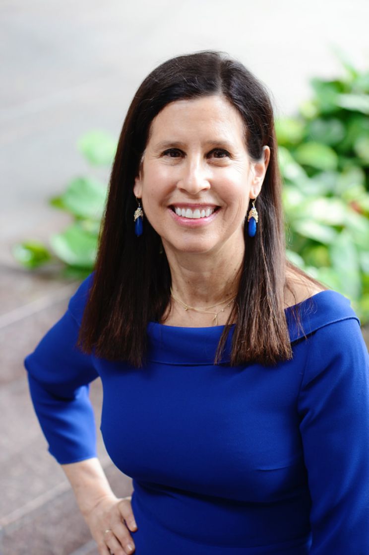 Jennifer Hall