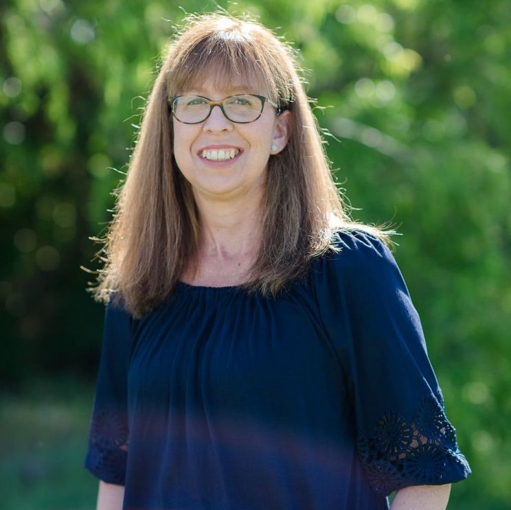 Jennifer Holmes