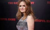 Jennifer Jason Leigh