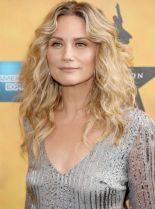 Jennifer Nettles photo