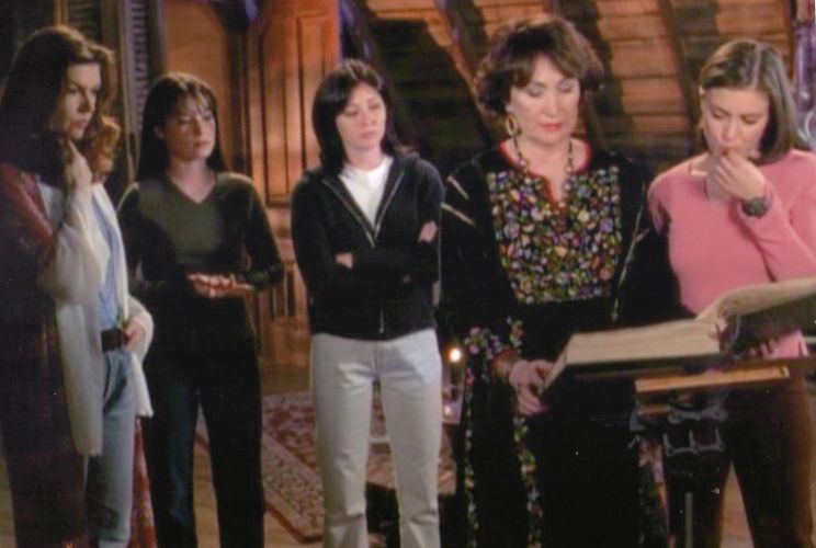 Jennifer Rhodes