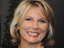 Jennifer Saunders