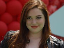 Jennifer Stone