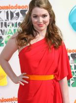 Jennifer Stone photo