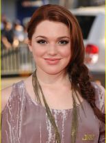 Jennifer Stone photo