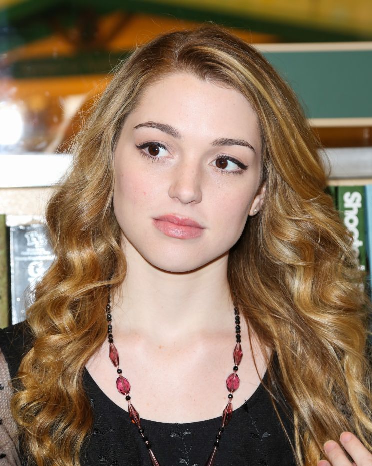 Jennifer Stone