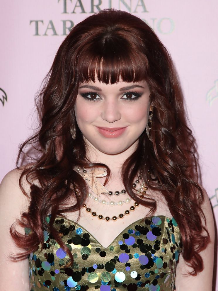 Jennifer Stone