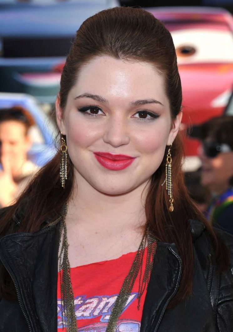 Jennifer Stone