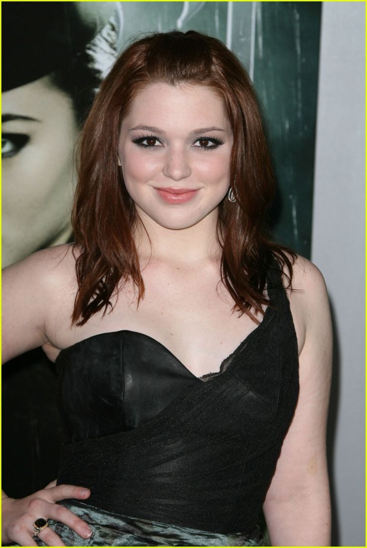 Jennifer Stone