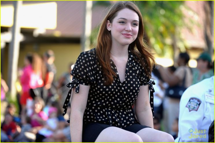 Jennifer Stone