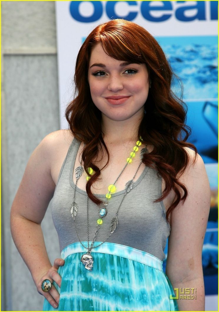 Jennifer Stone