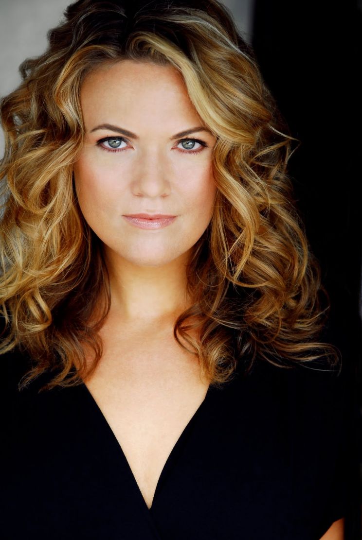 Jennifer Tighe