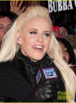 Jenny McCarthy #147137 picture (Portrait Medium)