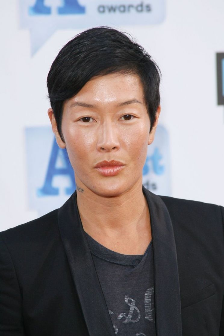 Jenny Shimizu