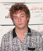 Jeremy Allen White