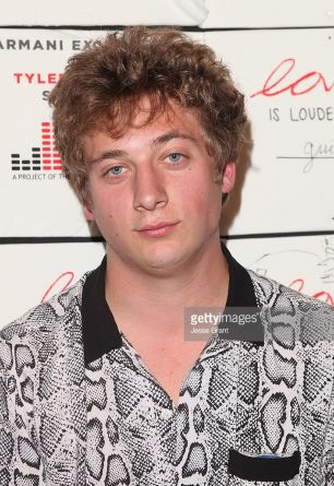 Jeremy Allen White