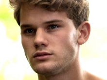 Jeremy Irvine