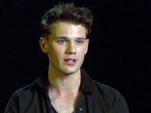 Jeremy Irvine