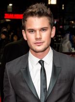Jeremy Irvine