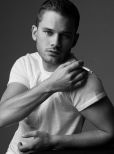 Jeremy Irvine