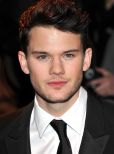 Jeremy Irvine